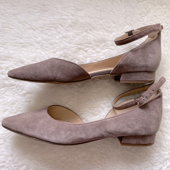 Franco Sarto Pointed shoew. I barely use it as my feet grew wider - Picture 6 of 7